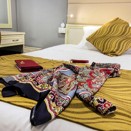 Hotel Gran Sasso & Spa Teramo Eksteriør billede