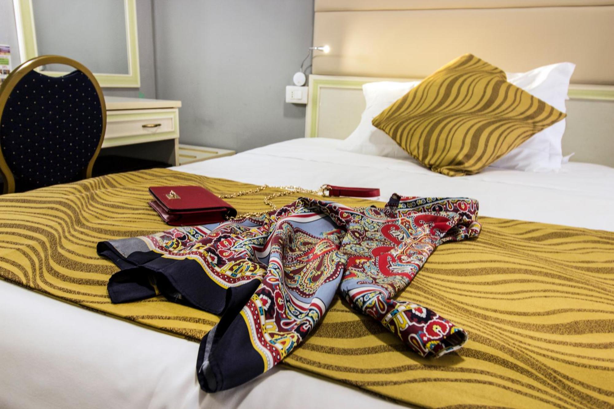 Hotel Gran Sasso & Spa Teramo Eksteriør billede