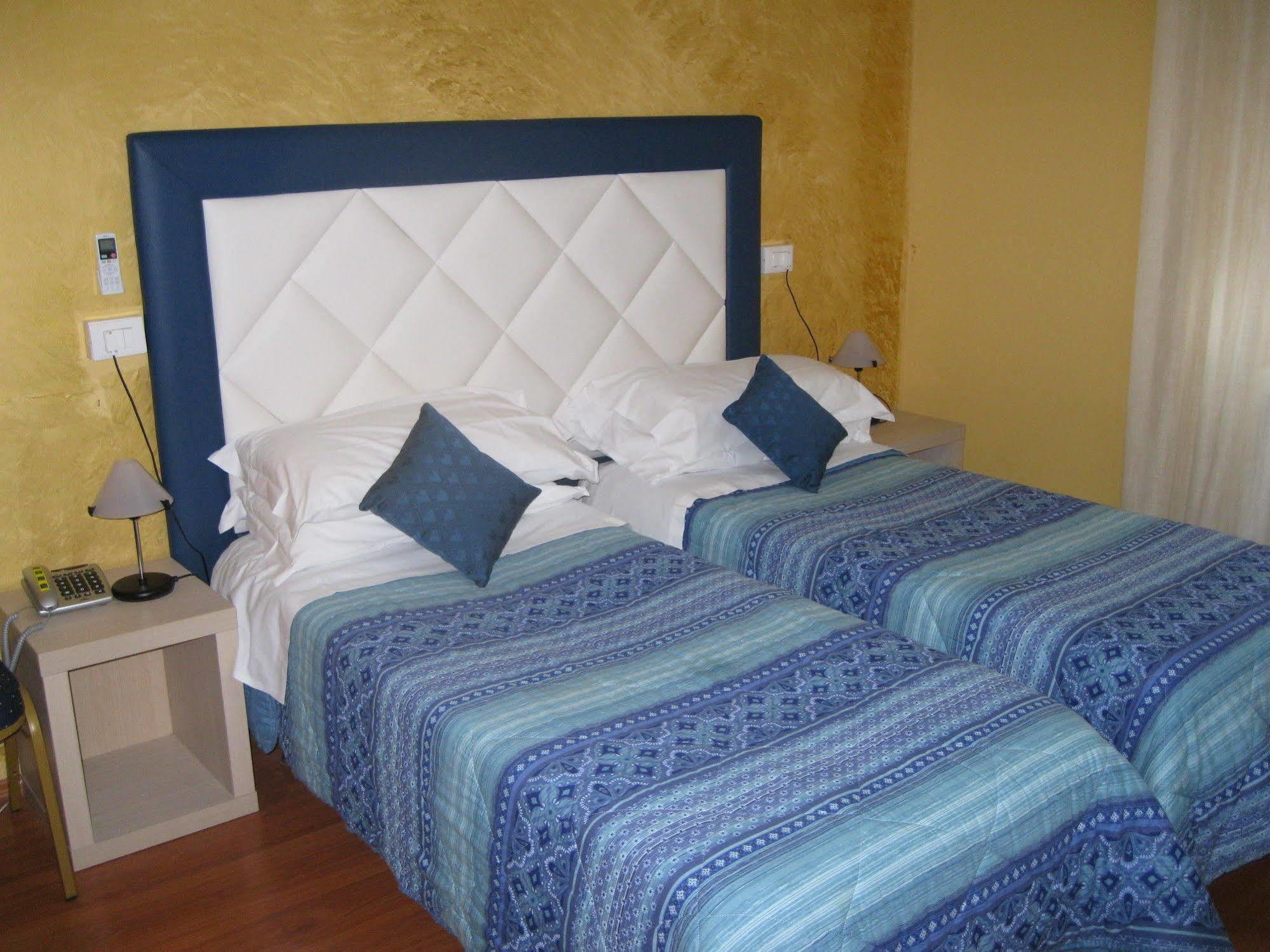 Hotel Gran Sasso & Spa Teramo Eksteriør billede